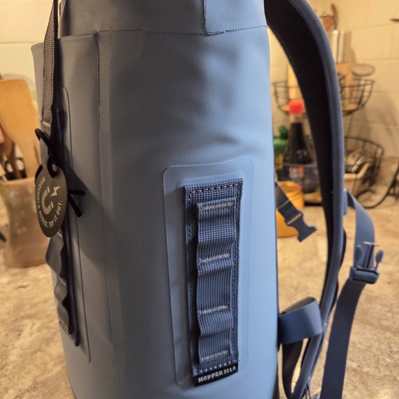 YETI Hopper M12 Backpack Cooler In Light Blue - Picture 10 of 13